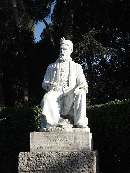 پیکرهٔ فردوسی از ابوالحسن صدیقی در میدان فردوسی شهر رم
